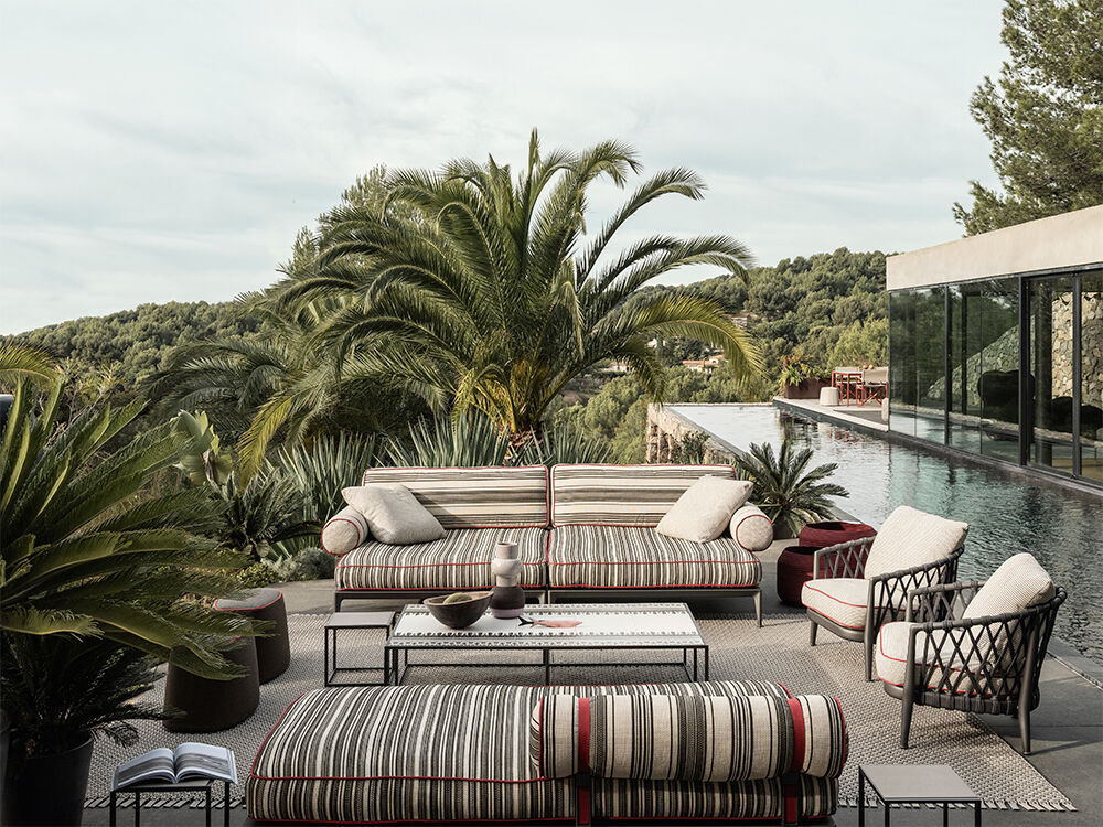 Outdoor Designer Furniture | B&B Italia Official Shop